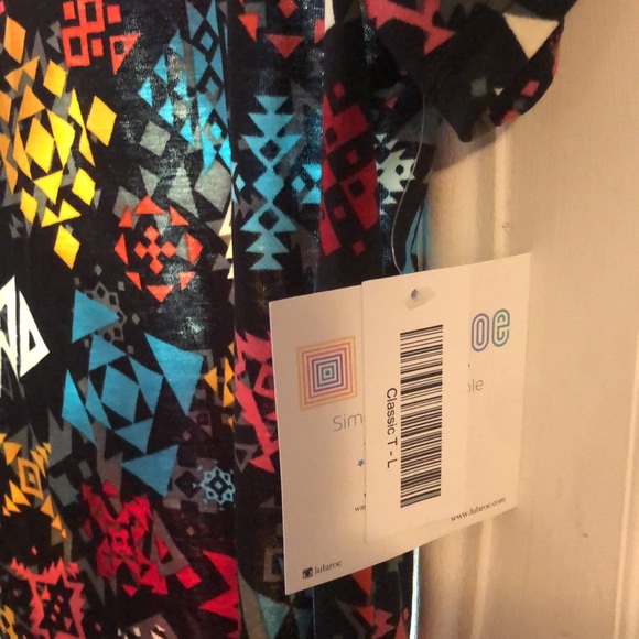 Patterned Tunic - Picture 6 of 6